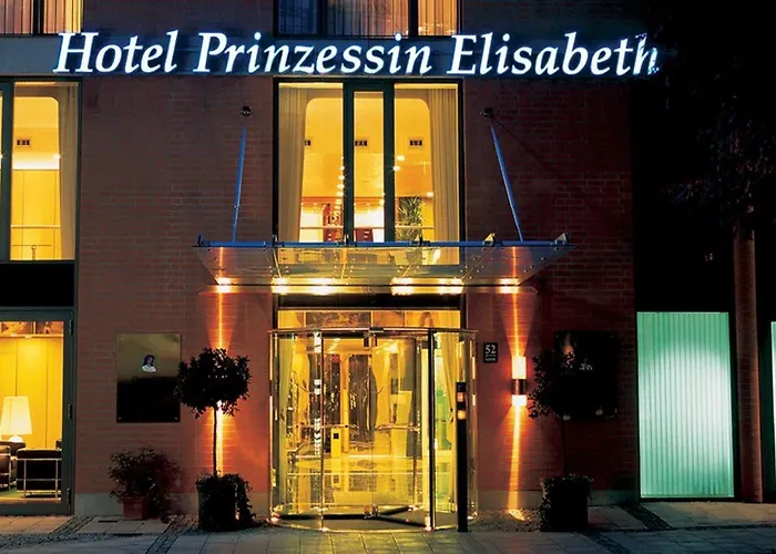 Living Prinzessin Elisabeth Munich