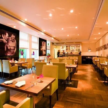 ホテル Living Prinzessin Elisabeth ミュンヘン