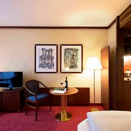 Living Prinzessin Elisabeth ホテル 4*