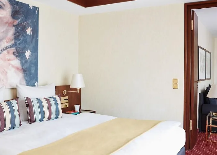 Living Prinzessin Elisabeth 4* Munich
